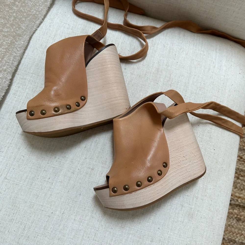 Chloe Tan Leather Ankle-Tie Platform Wedges